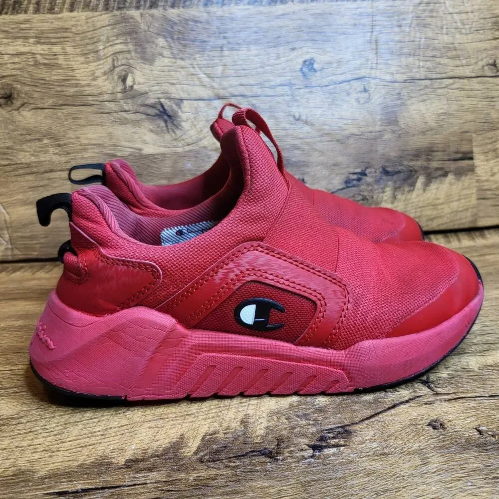 Champion D1 Lite red slip on sneaker sz 2